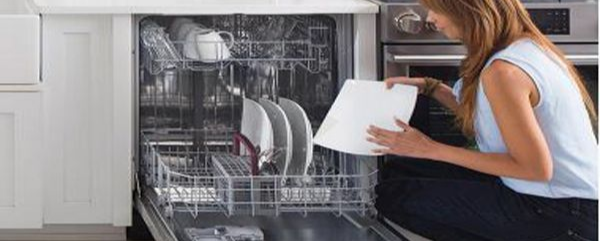 
Smad Silver Freestanding Slimline Dishwasher with Cutting-edge technology