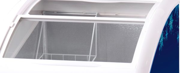 Smad Glass Door Ice Cream Chest Freezer with PVC Coated Steel Wire Basket