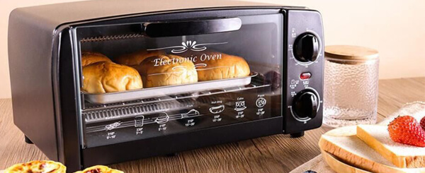 Smad Mini Toaster Countertop Oven for Baking warms up quickly and evenly