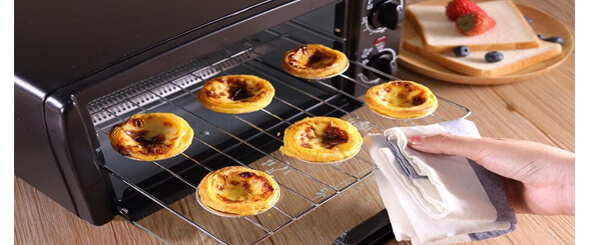 
Smad Mini Toaster Countertop Oven for Baking with 90-230℃ area temperature control