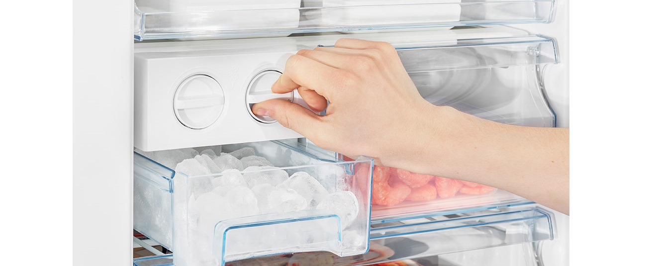 
Smad 570L no frost side by side fridge freezer with Twist Ice Maker
