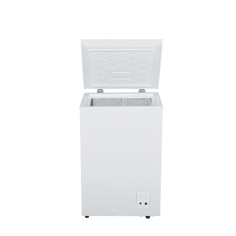  
Smad 100 Litre White Chest Freezer with R600A